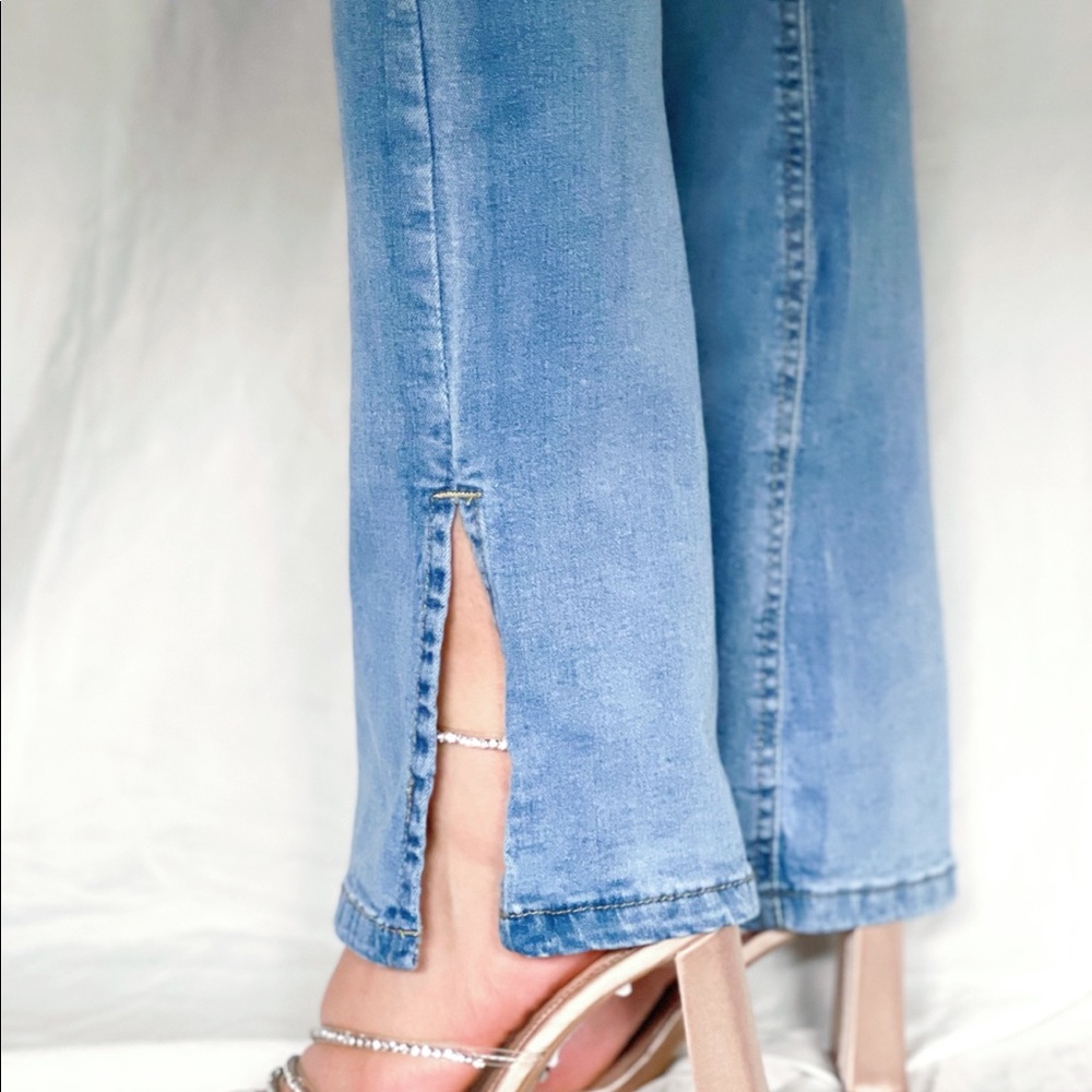 Split Hem Jeans